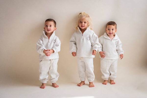 ふゆ TINYCOTTONS soll. sweat set Smiley Unisex Cotton Sweatsuit Set – Levi & Hayes Co.